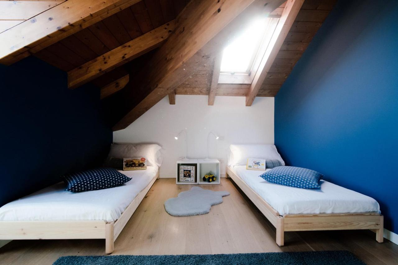 Modern Luxury Attic - Bymyhomeinקומו מראה חיצוני תמונה